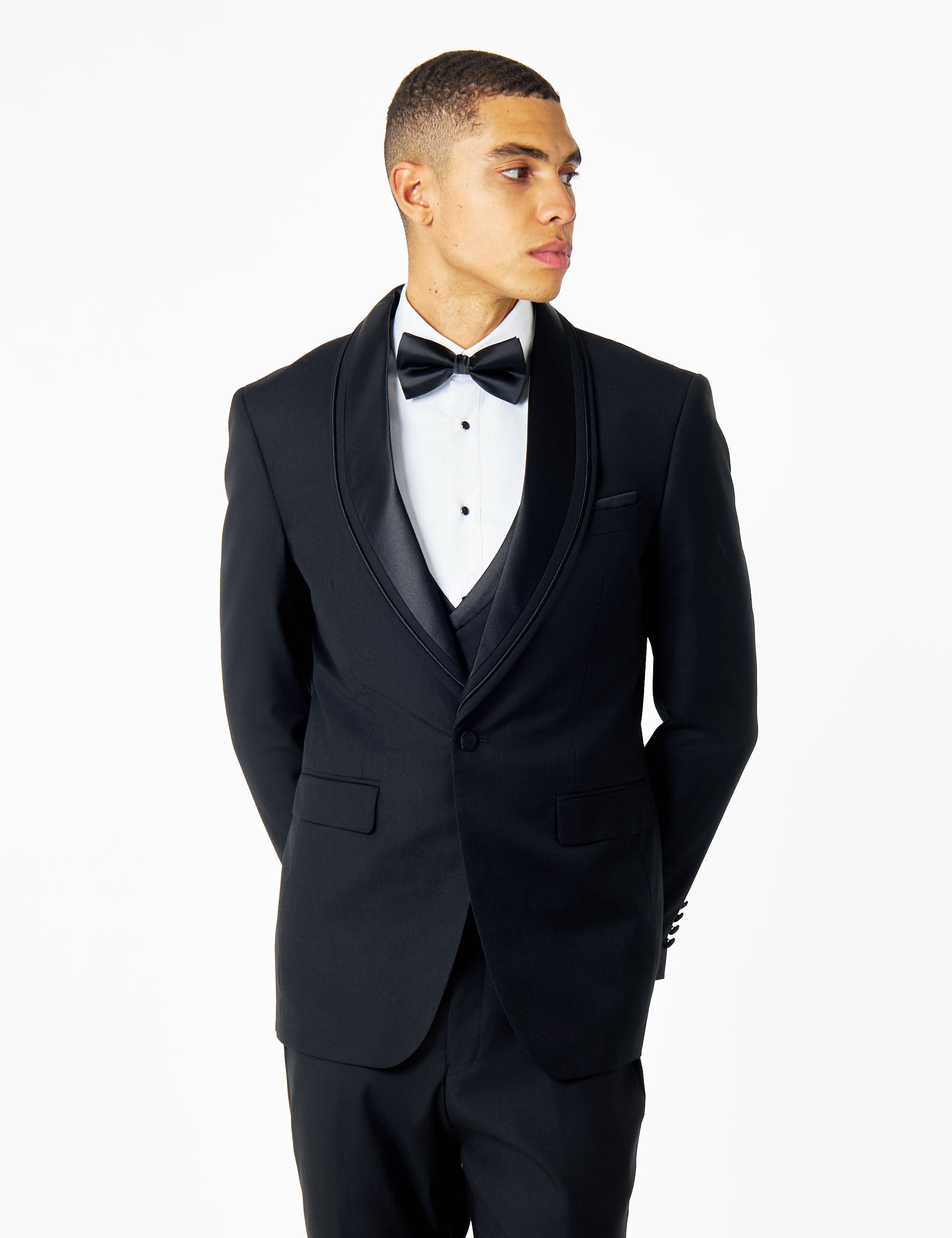 GREG – CLASSIC BLACK 3 PIECE TUXEDO SUIT