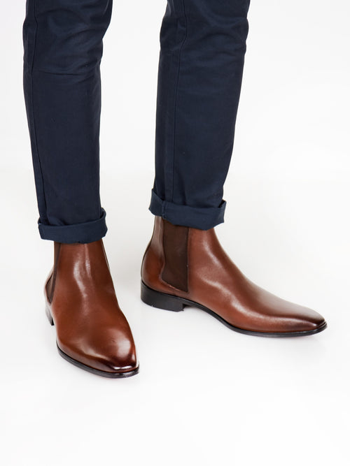 TAN CALF LEATHER CHELSEA BOOTS