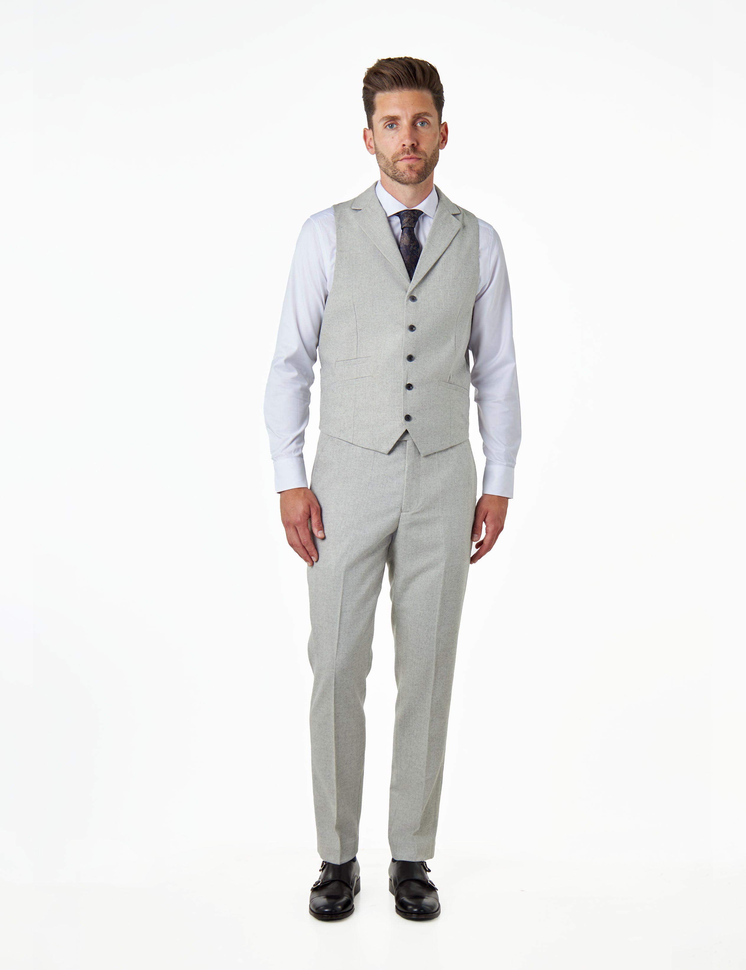 CALIX – Herringbone Tweed Tailored 3 Piece Suit in Grey