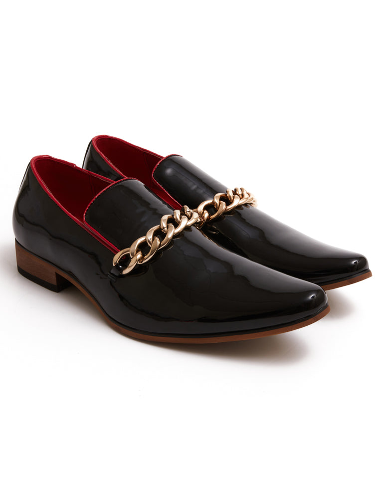 BLACK PATENT LOAFERS WITH GOLD CHAIN