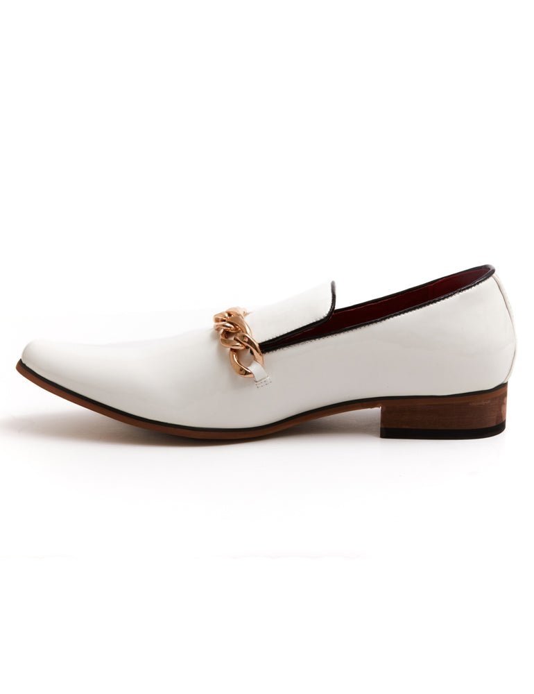 WHITE PATENT LOAFERS WITH GOLD CHAIN