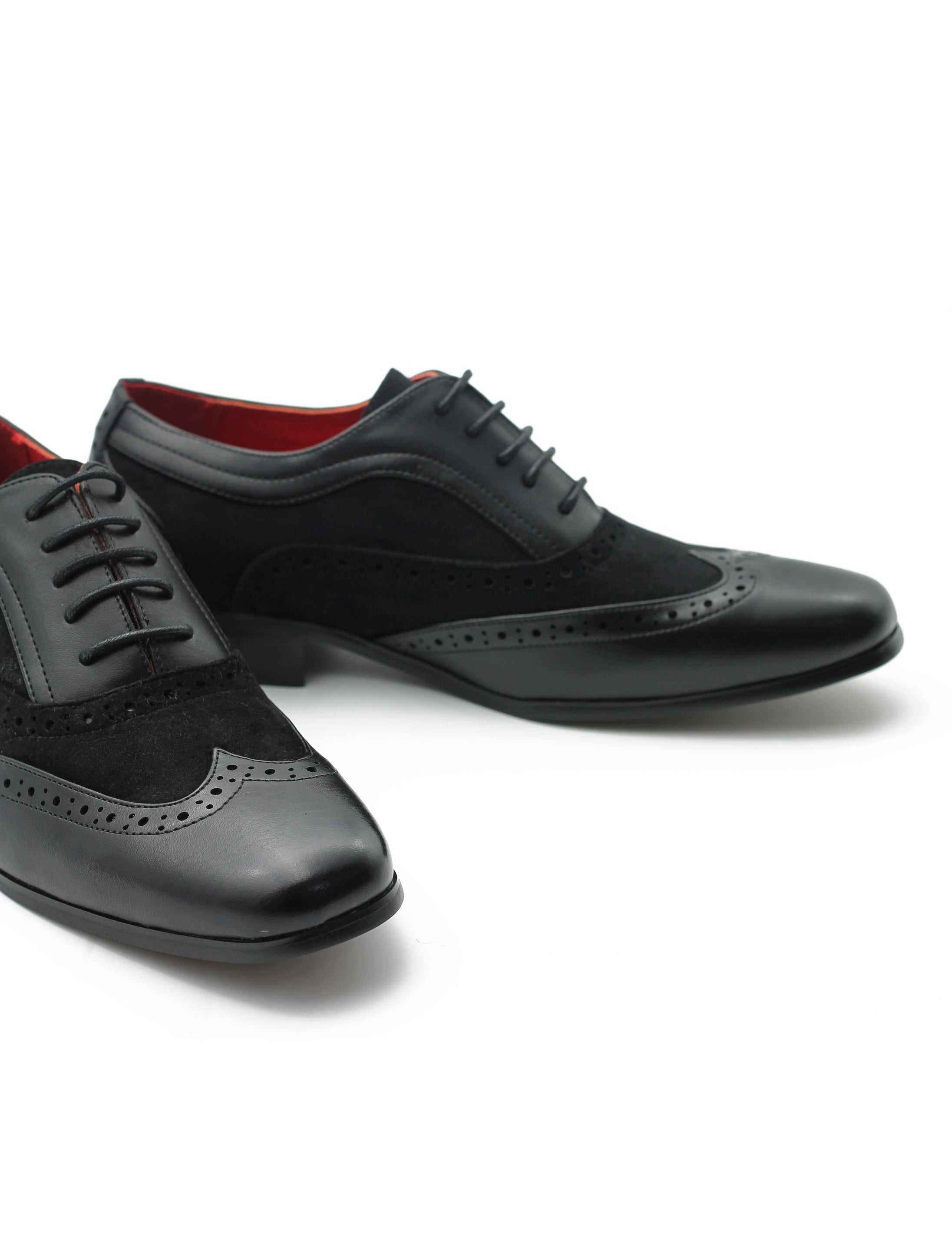 BLACK LEATHER & SUEDE LACE UP BROGUES