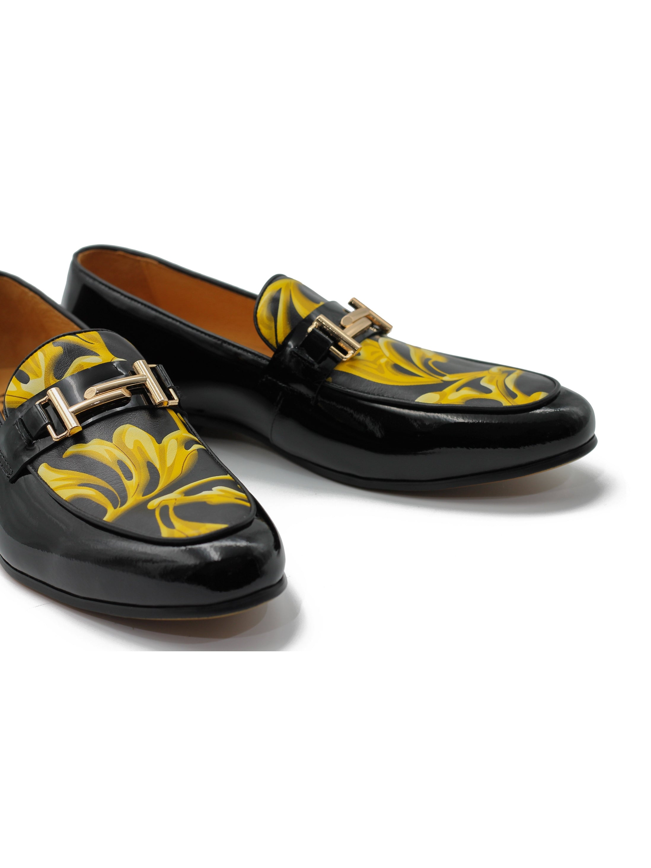 BLACK SHINY GOLD BUCKLE LEATHER LOAFERS