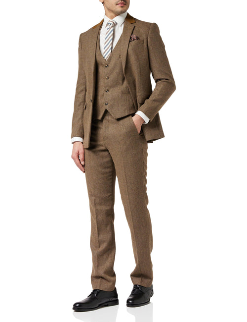 HERRINGBONE TWEED SUIT IN TAN